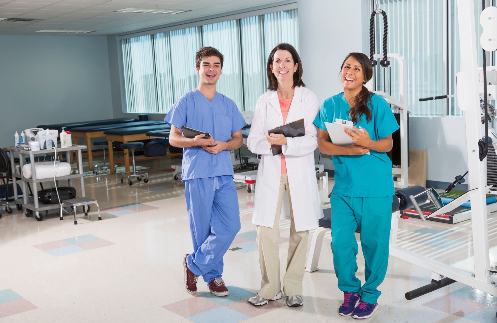 Physical Therapy Assistant vs Physical Therapist: Key Differences