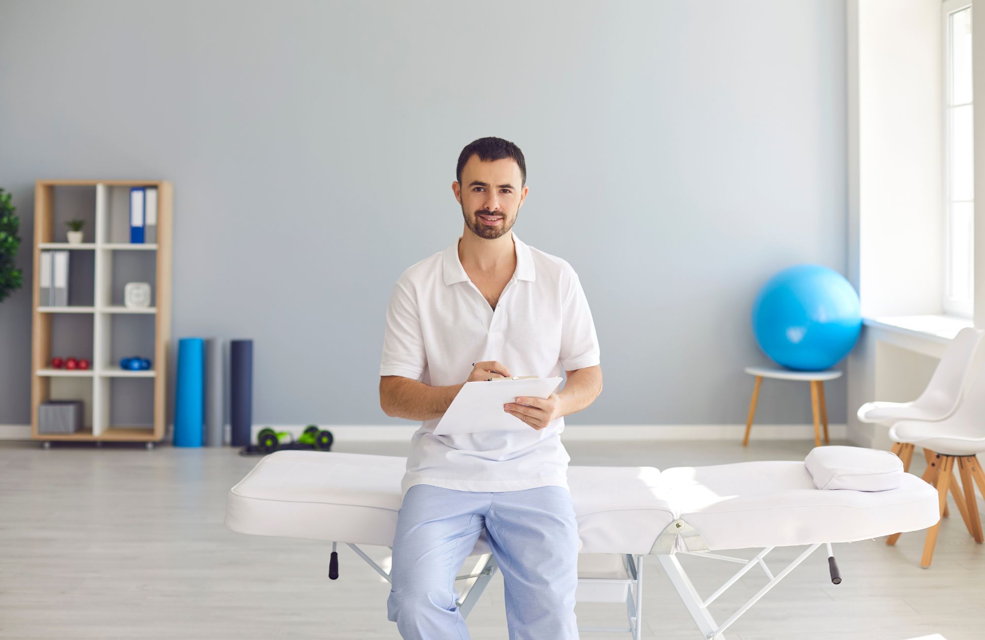 Can a Physical Therapist Diagnose Injuries? What Employers Should Know